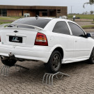 GM - Chevrolet Astra 2.0/ CD/ Sunny/ GLS 2.0 8V 3p 1999 Gasolina-2