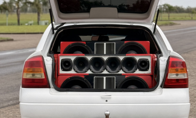 GM - Chevrolet Astra 2.0/ CD/ Sunny/ GLS 2.0 8V 3p 1999 Gasolina-10