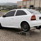 GM - Chevrolet Astra 2.0/ CD/ Sunny/ GLS 2.0 8V 3p 1999 Gasolina-5