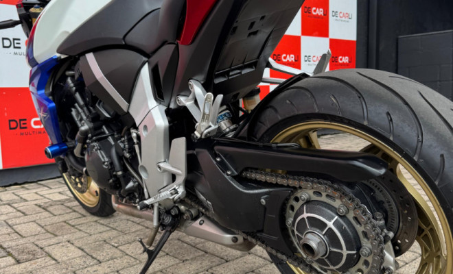 HONDA CB 1000R/ABS 2013 Gasolina-7