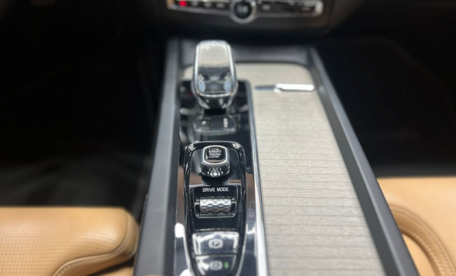 Volvo XC 60 T-8 INSCRIPTION 2.0 (Híbrido) 2020 Híbrido-10