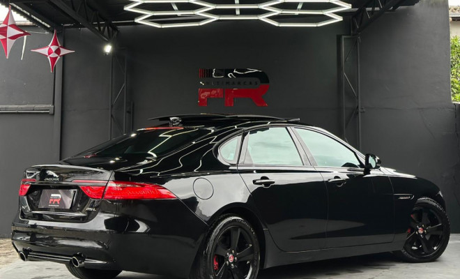 Jaguar XF 2.0 GTDi Prestige 16V Aut. 2017 Flex-12