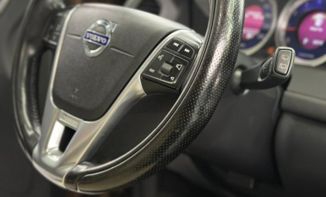 Volvo XC 60 T-5 R-DESIGN 2.0 FWD 5p 2012 Flex-9