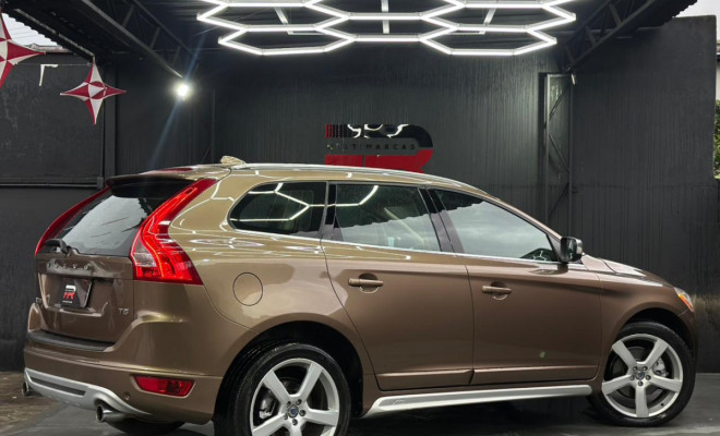 Volvo XC 60 T-5 R-DESIGN 2.0 FWD 5p 2012 Flex-11