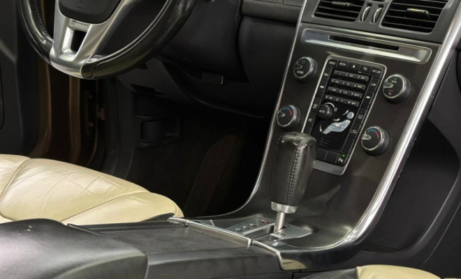 Volvo XC 60 T-5 R-DESIGN 2.0 FWD 5p 2012 Flex-15