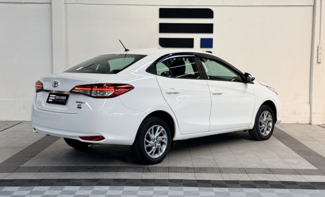 Toyota YARIS XS Sedan 1.5 Flex 16V 4p Aut. 2024 Flex-3