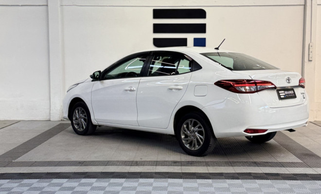 Toyota YARIS XS Sedan 1.5 Flex 16V 4p Aut. 2024 Flex-1