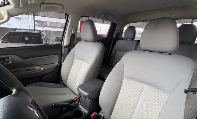 Mitsubishi L200 Triton Sport GLS 2.4 CD Diesel Aut. 2023 Diesel-2