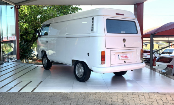 VW - VolksWagen Kombi Furgão 1.4 Mi Total Flex 8V 2012 Flex-4