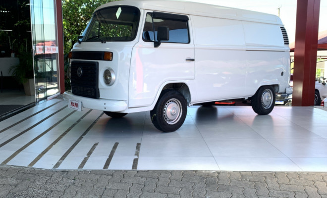 VW - VolksWagen Kombi Furgão 1.4 Mi Total Flex 8V 2012 Flex