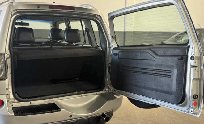 Mitsubishi Pajero TR4 2.0/ 2.0 Flex 16V 4x4 Aut. 2010 Flex-11