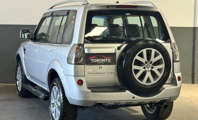 Mitsubishi Pajero TR4 2.0/ 2.0 Flex 16V 4x4 Aut. 2010 Flex-1