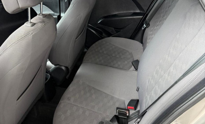 Hyundai HB20S C.Plus/C.Style 1.6-5