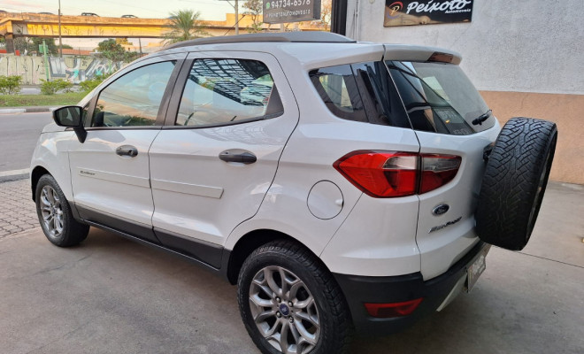 Ford EcoSport FREESTYLE 1.6 16V Flex 5p 2013 Flex-4