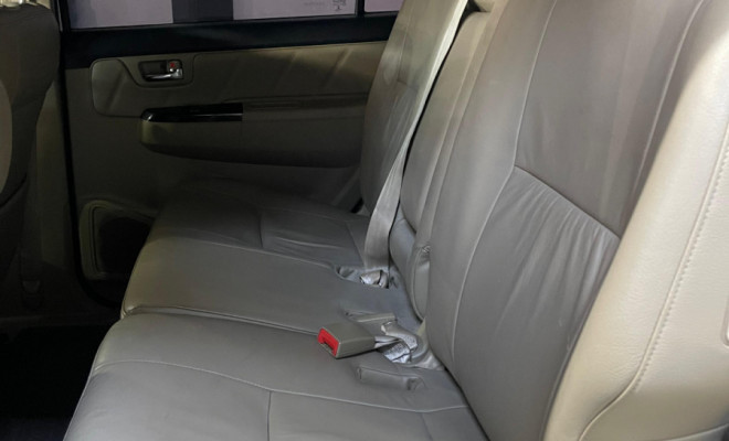 Toyota Hilux SW4 SRV D4-D 4x4 3.0 TDI Dies. Aut 2014 Diesel-4