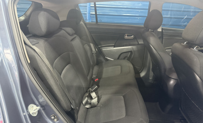 Kia Motors Sportage EX 2.0 16V Mec. 2012 Flex-6