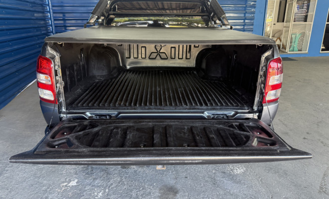 Mitsubishi L200 Triton Sport HPE 2.4 CD Diesel Aut. 2019 Diesel-9