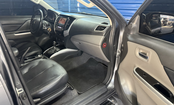 Mitsubishi L200 Triton Sport HPE 2.4 CD Diesel Aut. 2019 Diesel-5