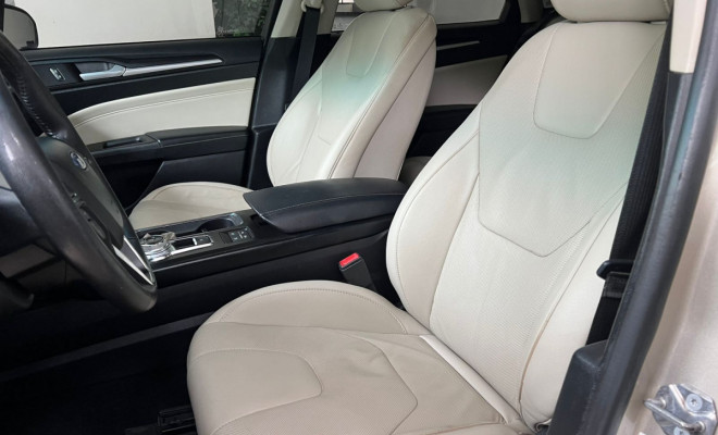 Ford Fusion Titanium 2.0 145cv Aut. (Híbrido) 2018 Híbrido-7