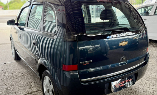 GM - Chevrolet Meriva Expres.EASYTRONIC 1.8 FlexPower 2010 Flex-5