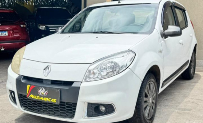 Renault SANDERO Privilège Hi-Flex 1.6 16V 5p Aut 2013 Flex