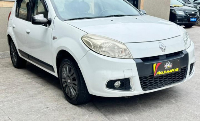 Renault SANDERO Privilège Hi-Flex 1.6 16V 5p Aut 2013 Flex-0