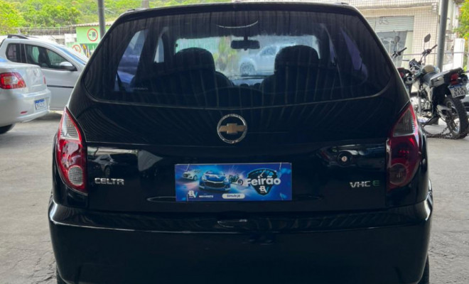 GM - Chevrolet Celta Life/ LS 1.0 MPFI 8V FlexPower 5p 2010 Flex-8