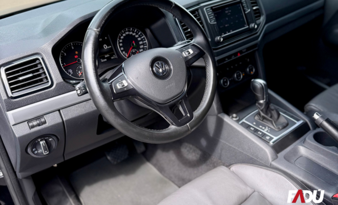 VW - VolksWagen AMAROK Highline CD 3.0 4x4 TB Dies. Aut. 2018 Diesel-2