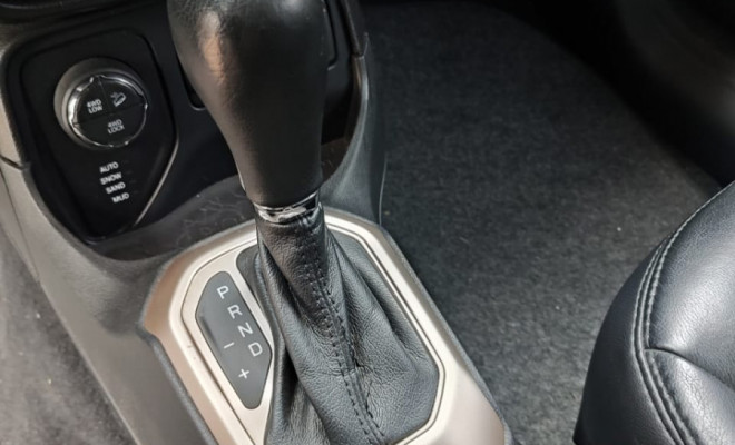 Jeep Renegade Sport 2.0 4x4 TB Diesel Aut. 2017 Diesel-14