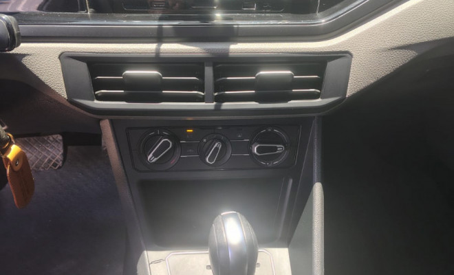 VW - VolksWagen VIRTUS Comfort. 200 TSI 1.0 Flex 12V Aut 2021 Flex-8