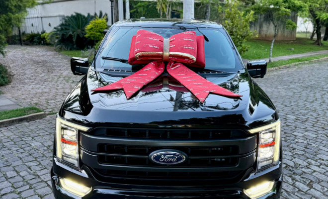 Ford F-150 Lariat 4x4 5.0 V8 2023 Gasolina-3