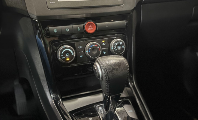 GM - Chevrolet CAPTIVA SPORT FWD 2.4 16V 171/185cv 2016 Gasolina-23