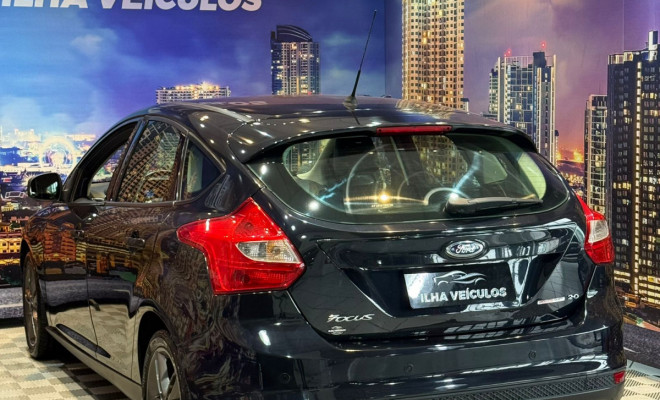 Ford Focus 2.0 16V/SE/SE Plus Flex 5p Aut. 2015 Flex-10