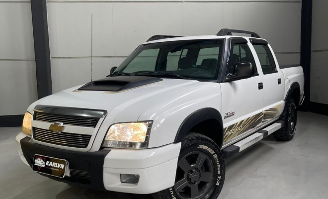 GM - Chevrolet S10 Pick-Up RODEIO 2.8 TDI 4x4 CD Dies. 2011 Diesel