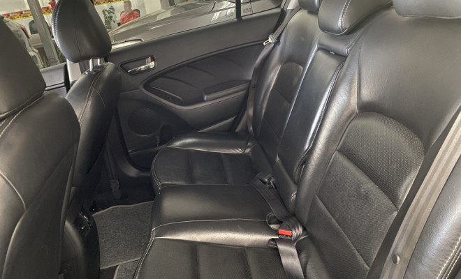 Kia Motors Cerato 1.6  Aut 2019-9