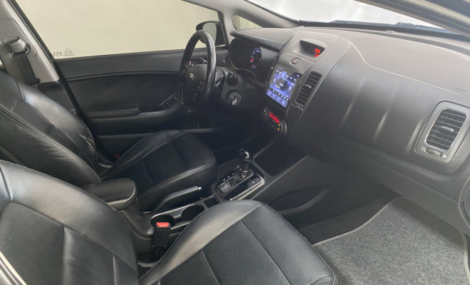 Kia Motors Cerato 1.6  Aut 2019-7