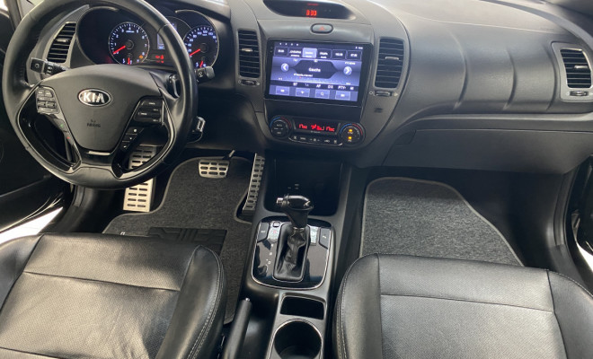 Kia Motors Cerato 1.6  Aut 2019-6