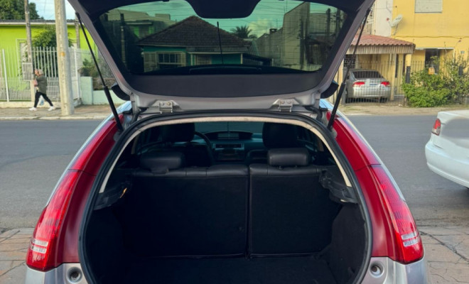 Citroën C4 PAL.Excl/Excl(Tech.) 2.0/2.0 Flex Aut 2011 Flex-16