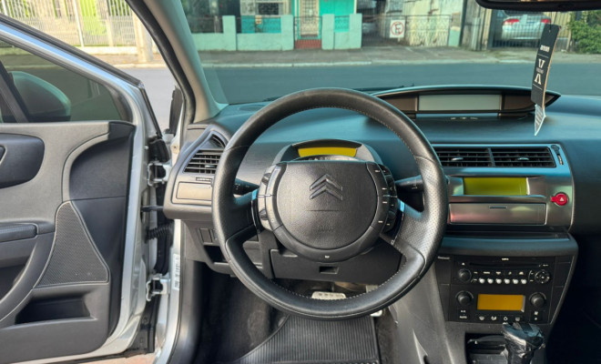 Citroën C4 PAL.Excl/Excl(Tech.) 2.0/2.0 Flex Aut 2011 Flex-15