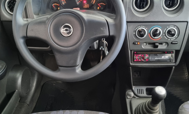 GM - Chevrolet PRISMA  Sed. Maxx/ LT 1.4 8V ECONOF. 4p 2008 Flex-5