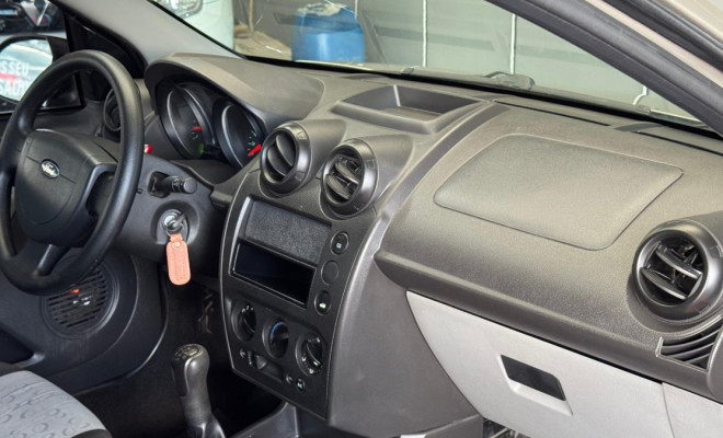 Ford Fiesta 1.0 8V Flex/Class 1.0 8V Flex 5p 2009 Flex-5