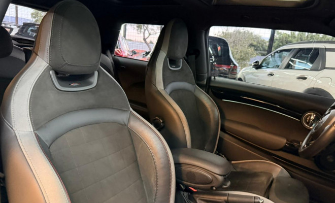 MINI COOPER John Works 2.0 Turbo 3p Aut. 2022 Gasolina-8