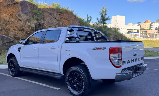 Ford Ranger XLS 2.2 4x4 CD Diesel Aut. 2020 Diesel-2