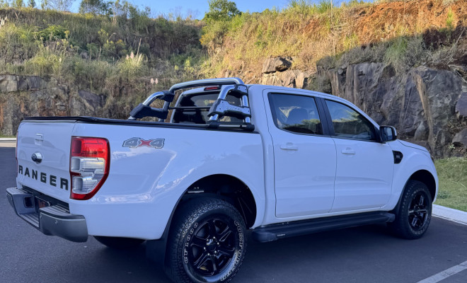 Ford Ranger XLS 2.2 4x4 CD Diesel Aut. 2020 Diesel-1