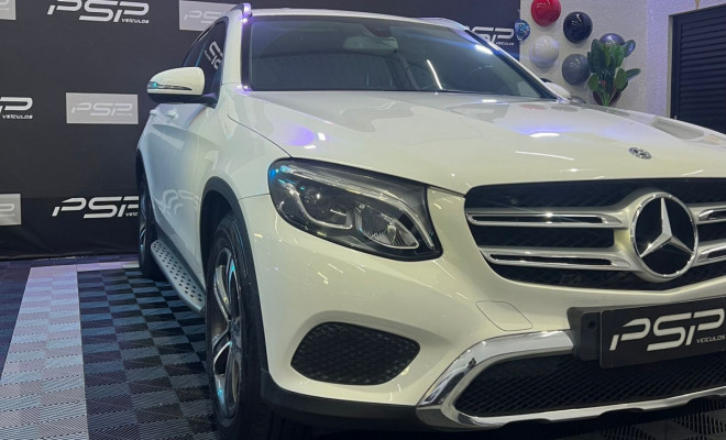 Mercedes-Benz GLC 250 Sport 4MATIC 2.0 TB 16V Aut. 2018 Gasolina-3