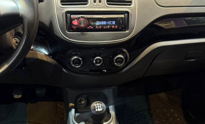 Fiat Grand Siena ATTRAC. 1.4 EVO F.Flex 8V 2019 Flex-7