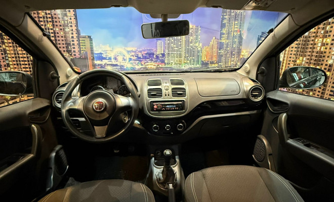 Fiat Grand Siena ATTRAC. 1.4 EVO F.Flex 8V 2019 Flex-4