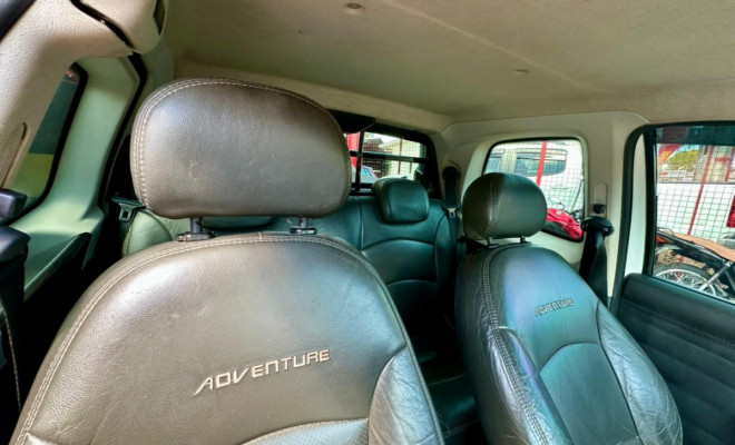 Fiat Strada Adventure1.8/ 1.8 LOCKER Flex CD 2015 Flex-8