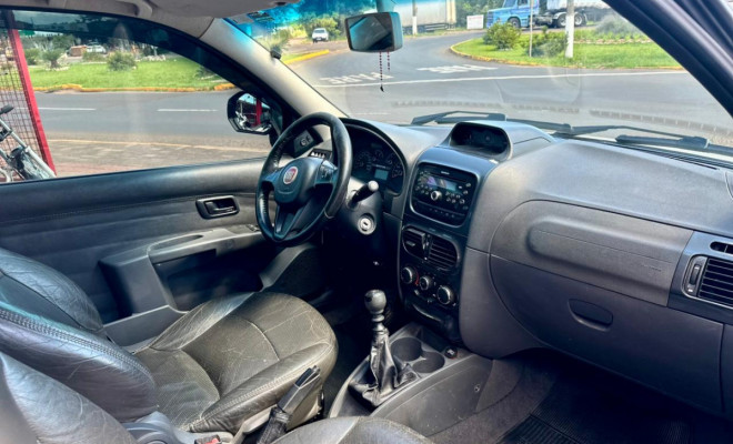 Fiat Strada Adventure1.8/ 1.8 LOCKER Flex CD 2015 Flex-6