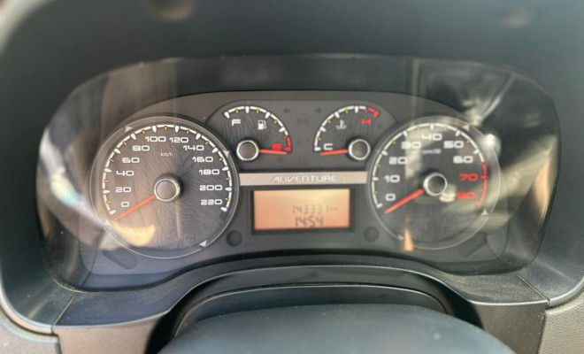 Fiat Strada Adventure1.8/ 1.8 LOCKER Flex CD 2015 Flex-10